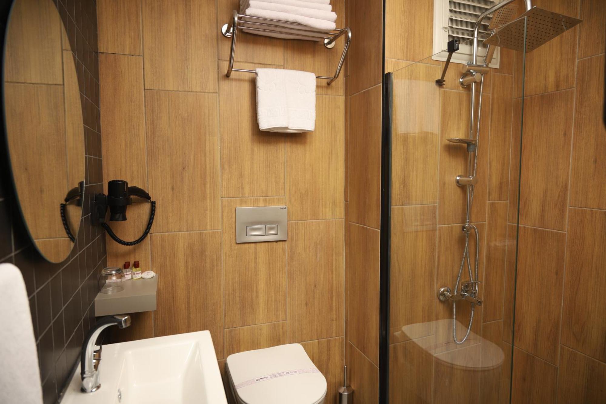 Rush Hotel Tokat Buitenkant foto